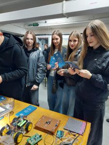 Нова хвиля знань у ХНУРЕ: «Університет вихідного дня» для школярів від провідних вишів Харкова!