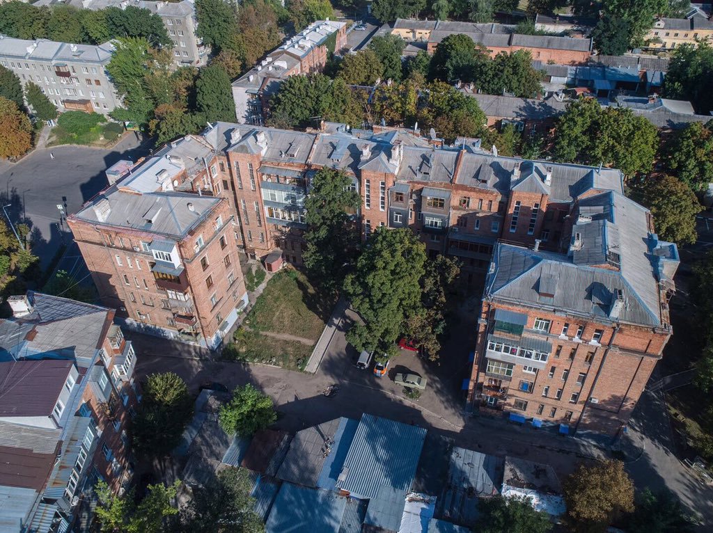 Музей історії ХНУРЕ запрошує на екскурсію до легендарного Будинку «Слово»